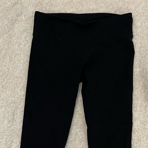 black low waited fabletics leggings - size xs